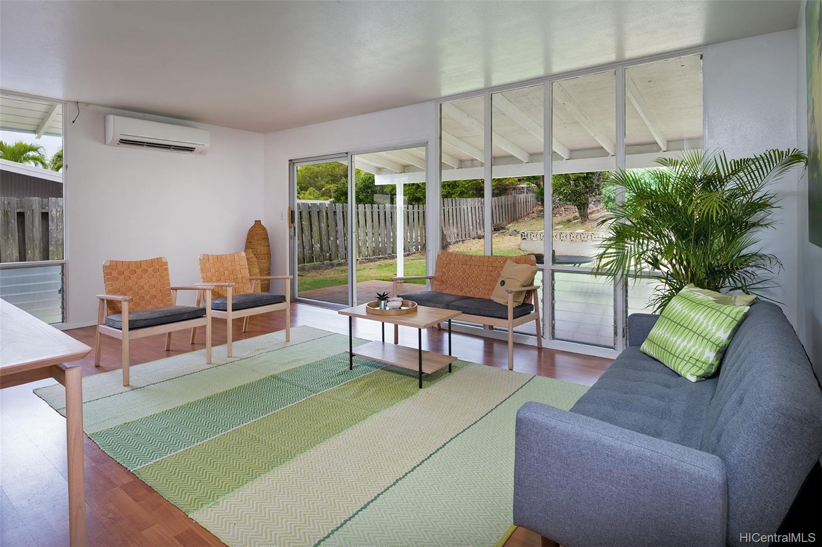 731 Kapulena Loop Honolulu, HI 96825