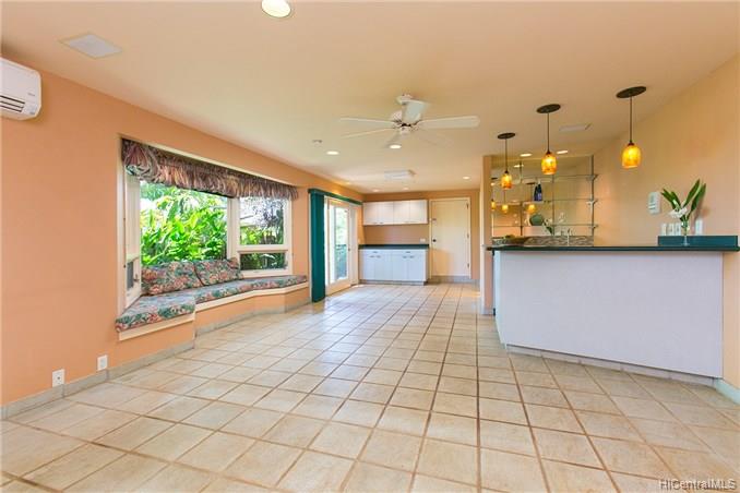 98-1328 Kaonohi Street Aiea, HI 96701