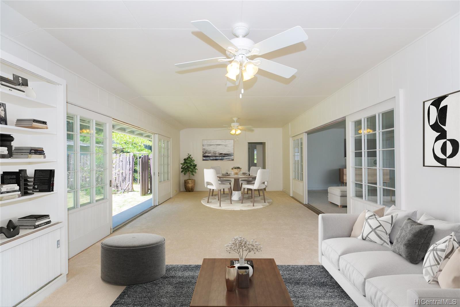 2477 Kekuanoni Street Honolulu, HI 96813