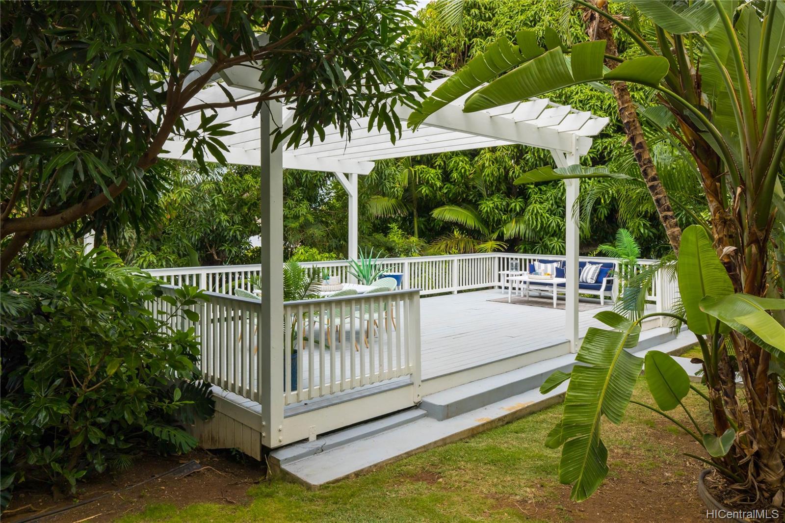 1093 Loho Street Kailua, HI 96734