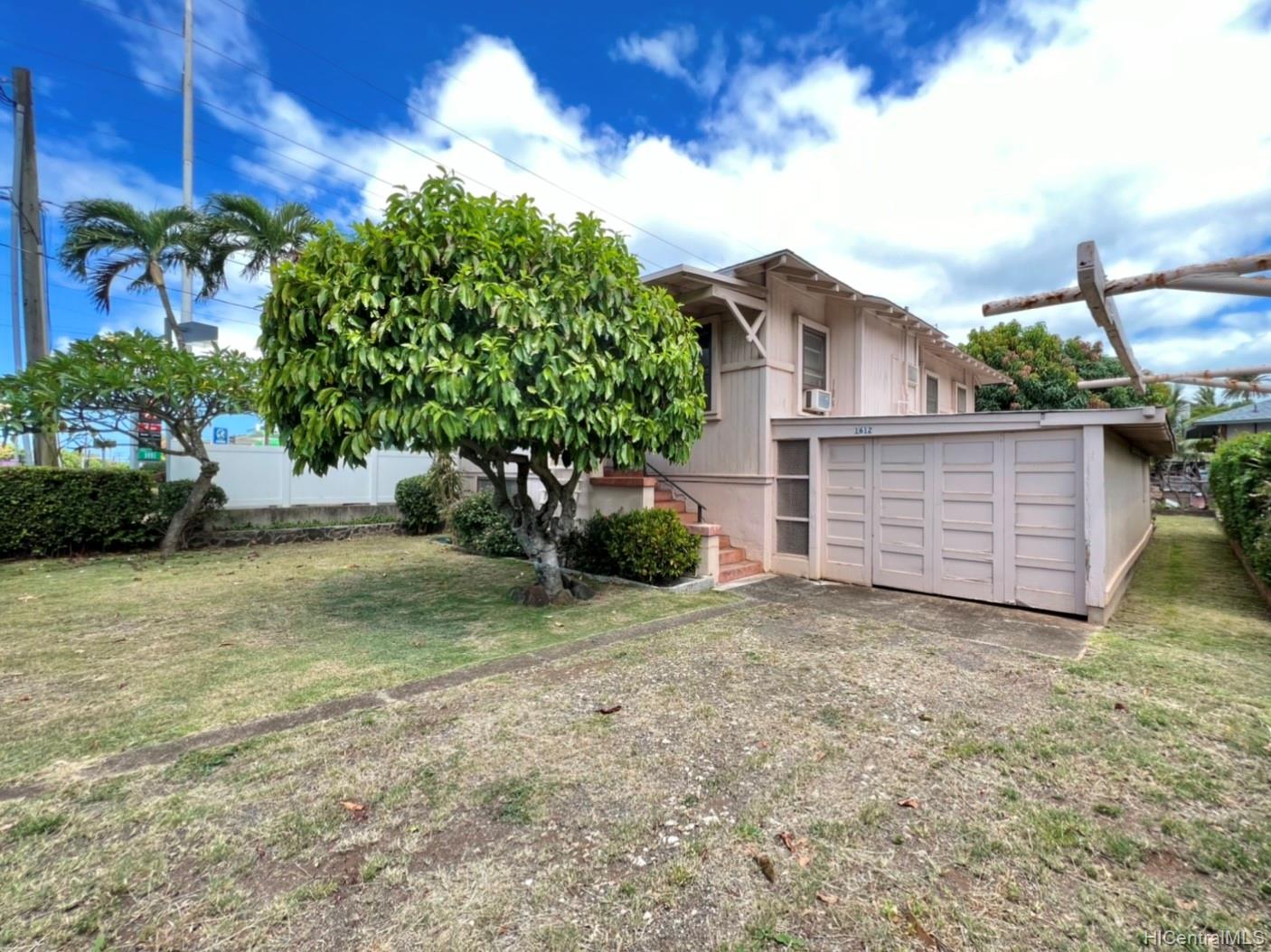 1612 Houghtailing Street Honolulu, HI 96817