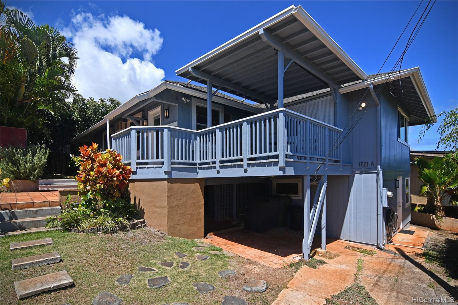 1721 Wilhelmina Rise #A, Honolulu, HI 96816