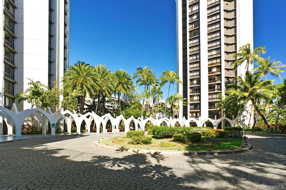 Liliuokalani Gardens 300 Wai Nani Way #I1505, Honolulu, HI 96815