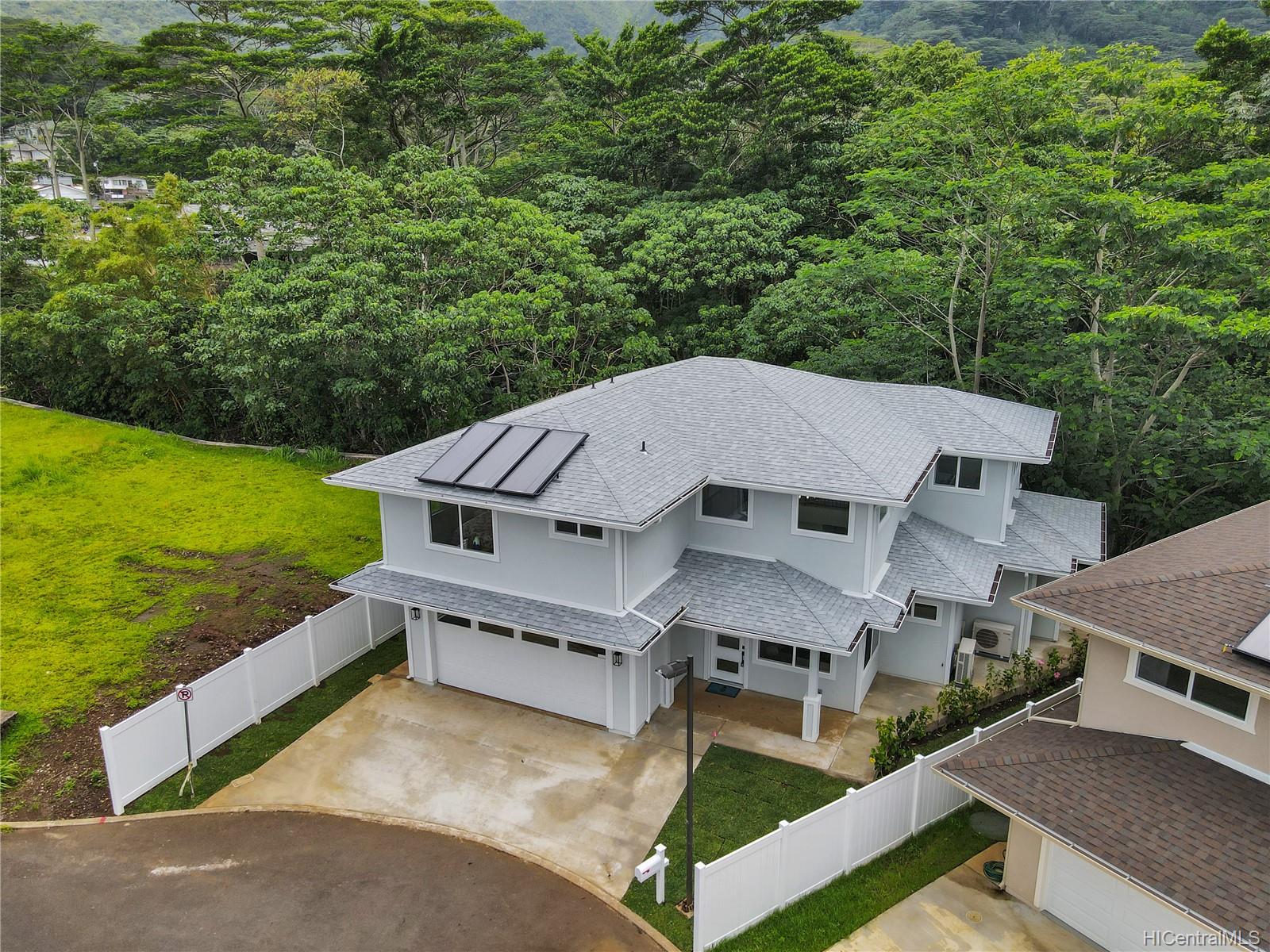 3607 Nipo Street Honolulu, HI 96822