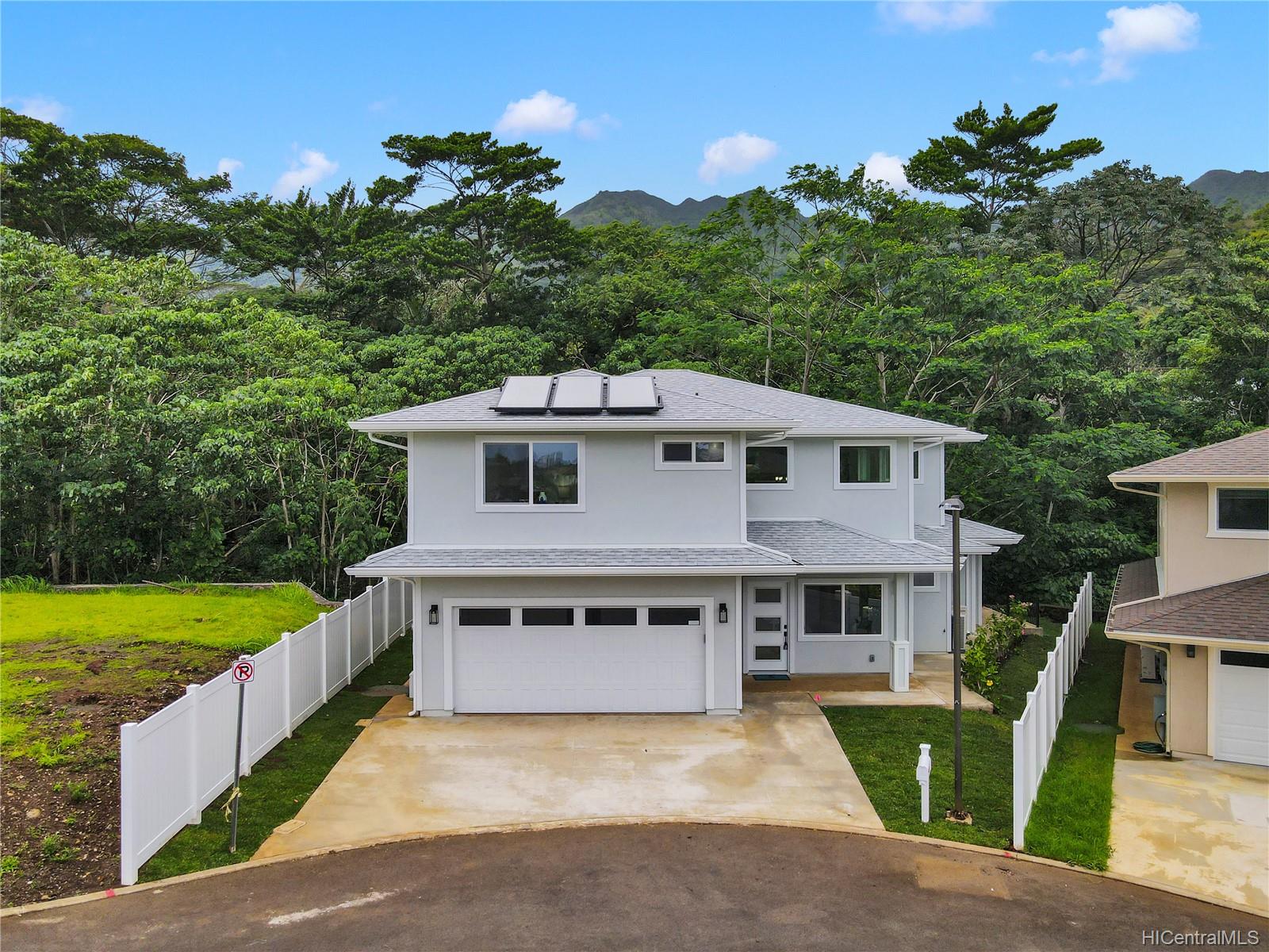 3607 Nipo Street Honolulu, HI 96822