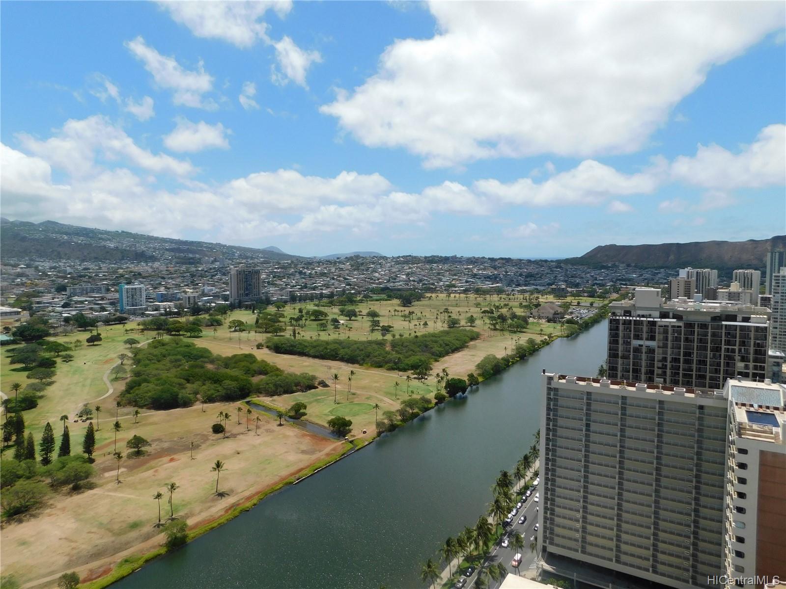 445 Seaside Avenue #3815, Honolulu, HI 96815