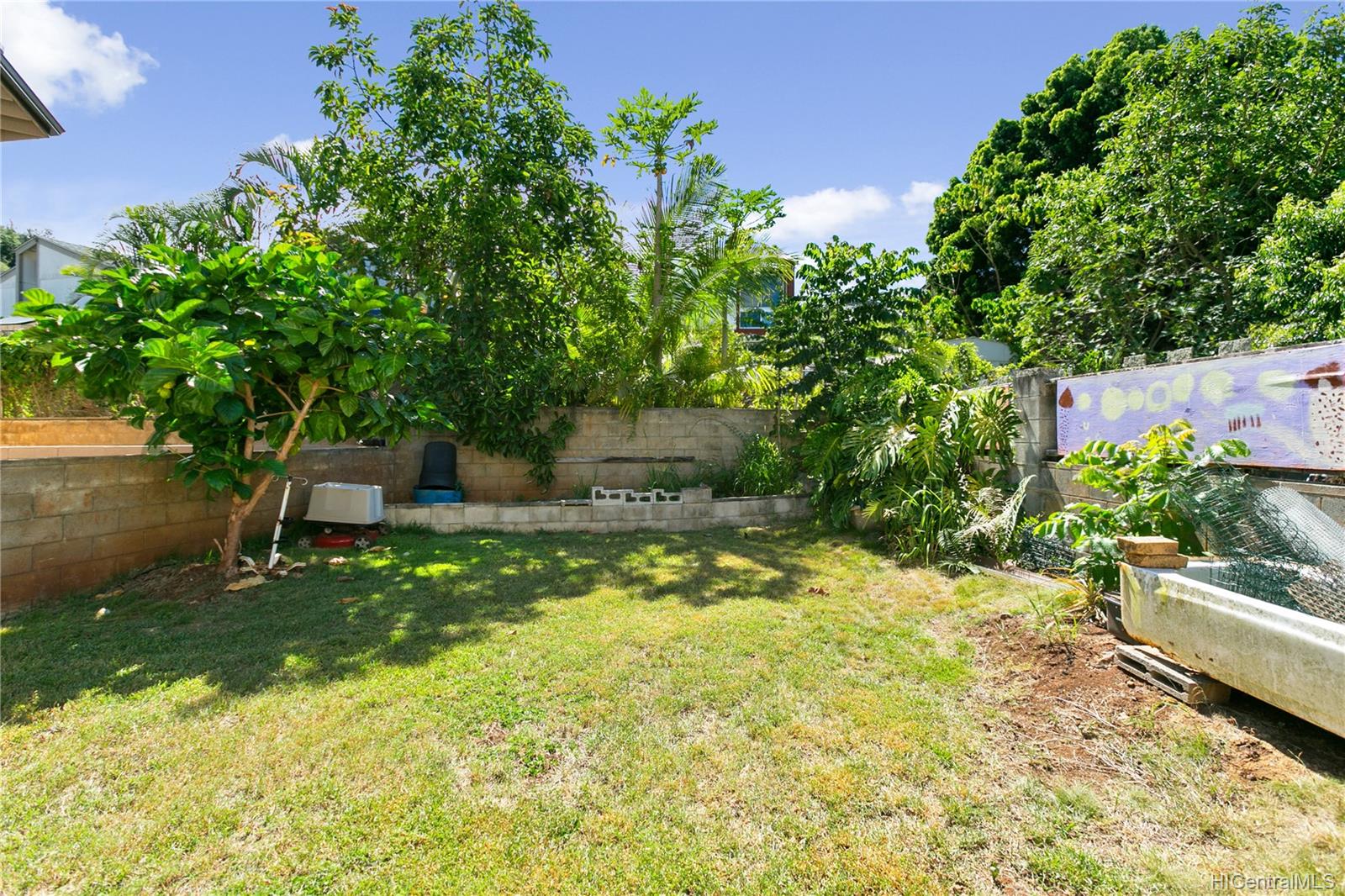 1856 Lanikeha Place Pearl City, HI 96782