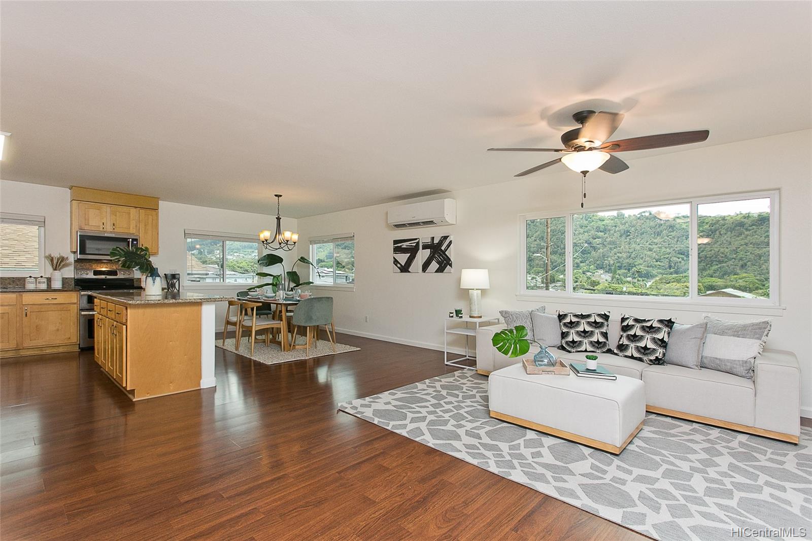 2648 Puunui Avenue Honolulu, HI 96817