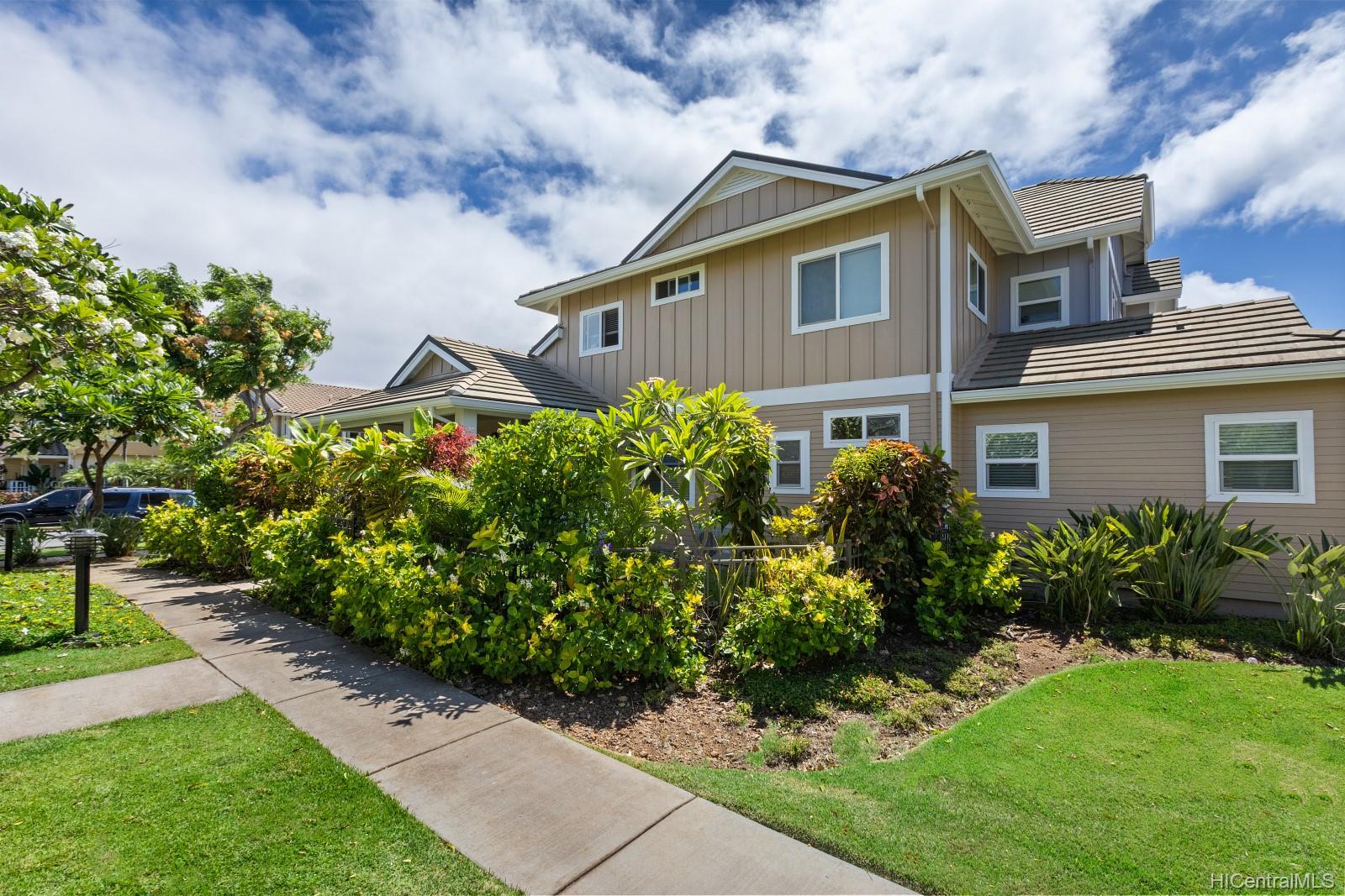 1143 Kakala Street #301, Kapolei, HI 96707