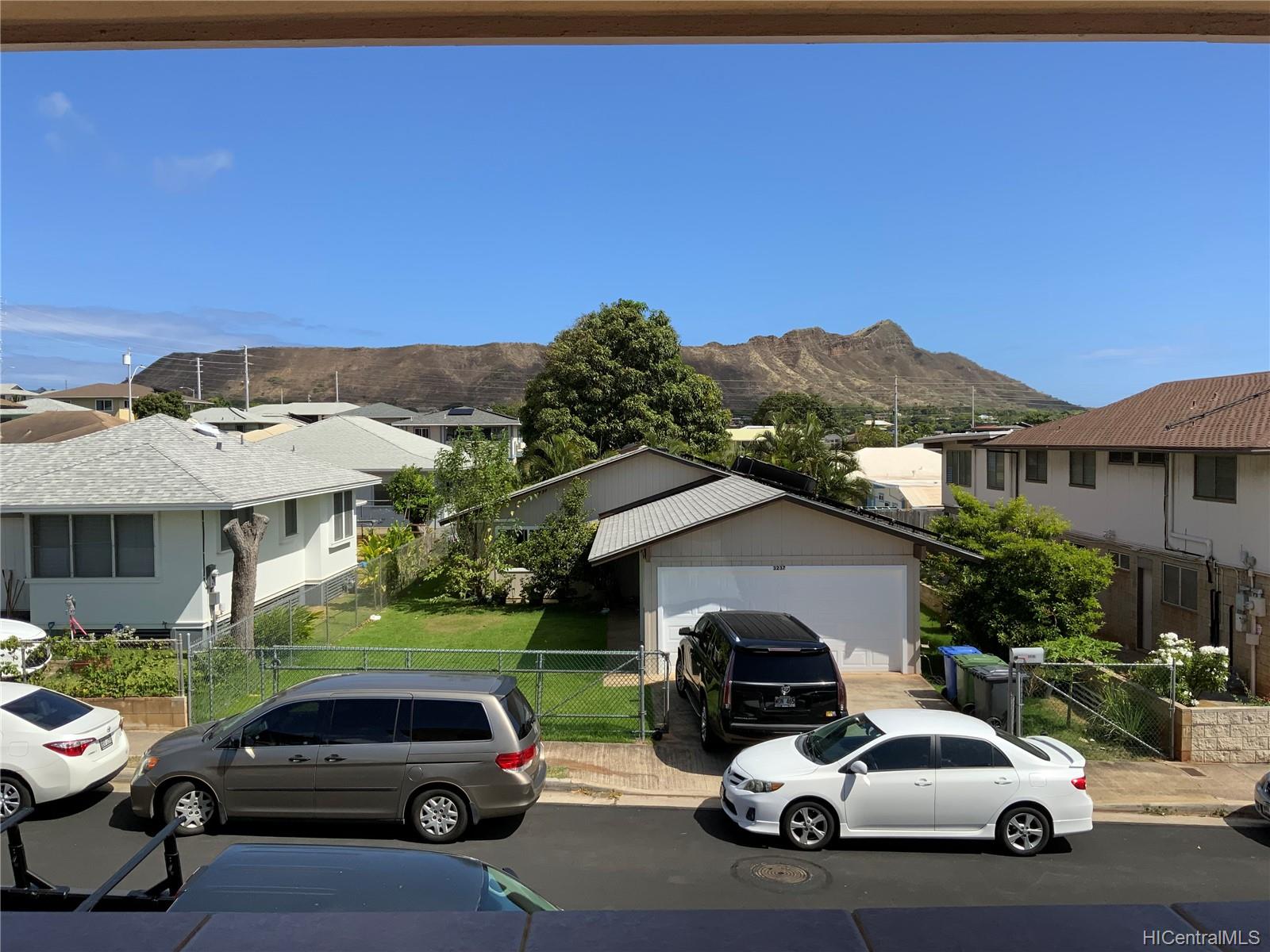 3238 Martha Street Honolulu, HI 96815