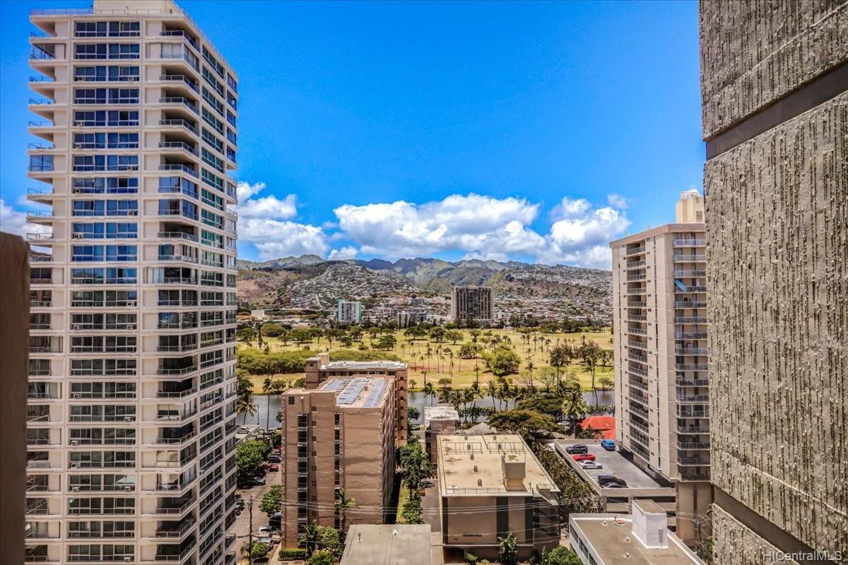 2440 Kuhio Avenue #1608, Honolulu, HI 96815