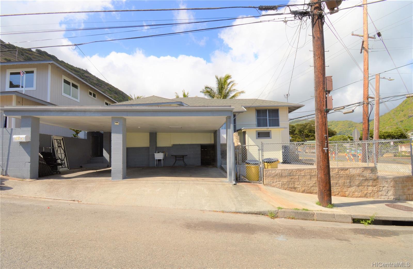 3296 Kalua Place Honolulu, HI 96816