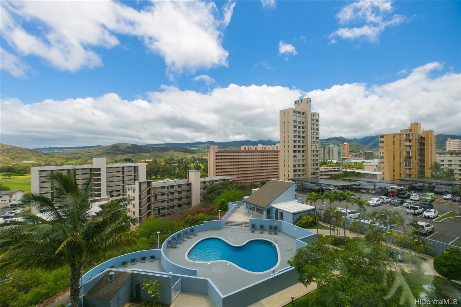 3045 Ala Napuaa Place #511, Honolulu, HI 96818