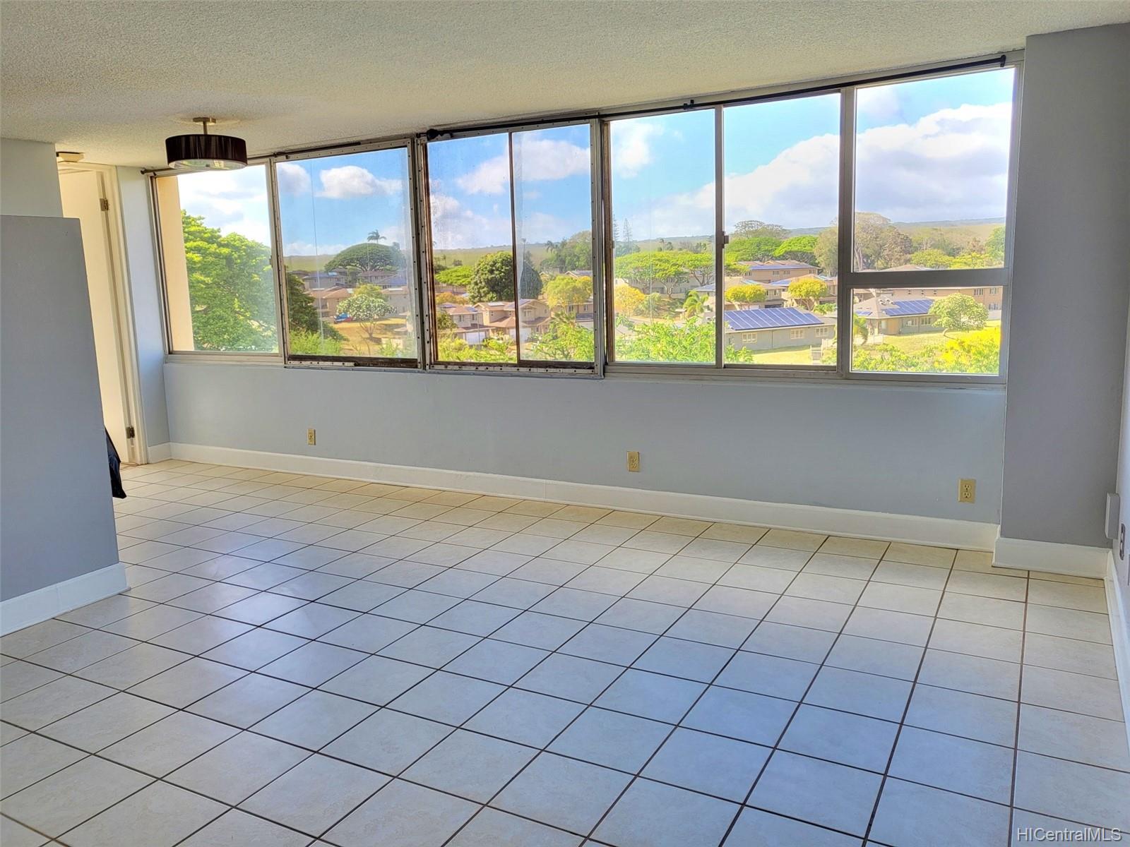 1060 Kamehameha Highway #1007B, Pearl City, HI 96782