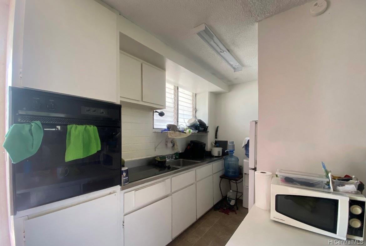 225 Liliuokalani Avenue #5C, Honolulu, HI 96815