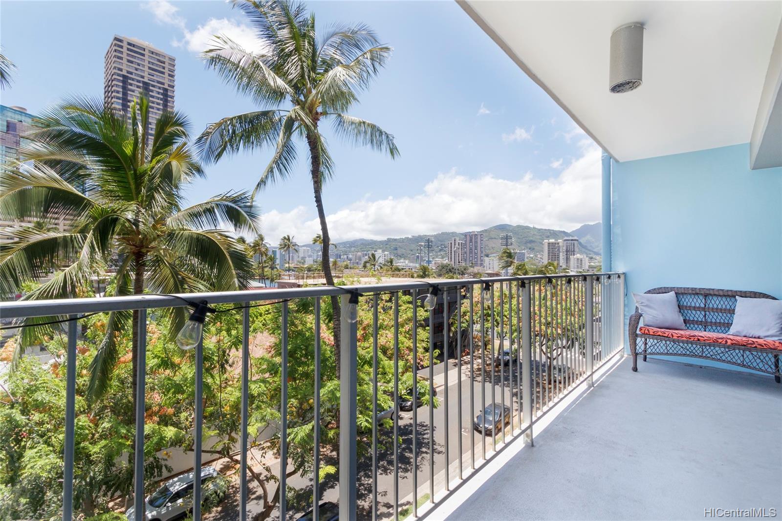 439 Keoniana Street #503, Honolulu, HI 96815