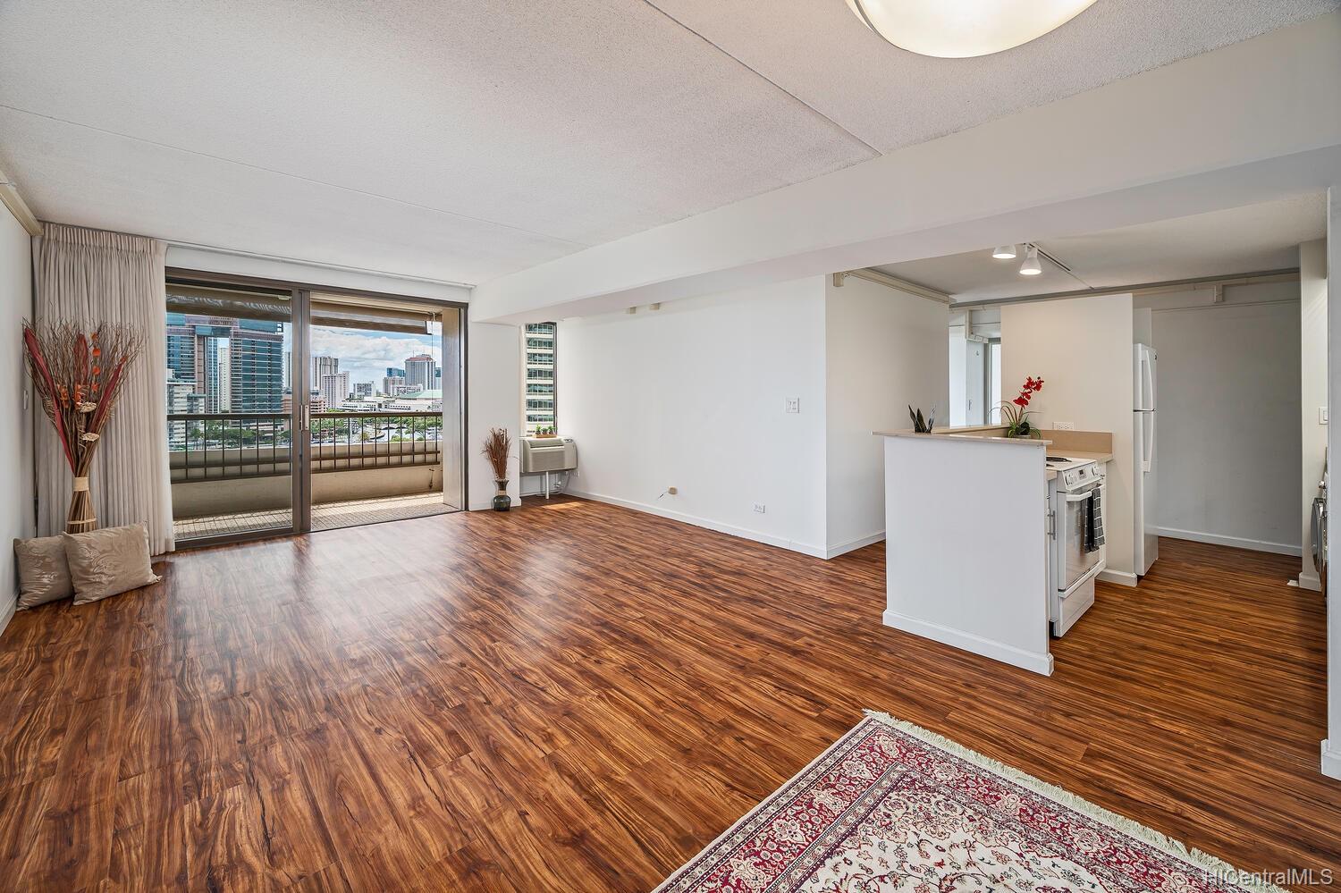 2333 Kapiolani Boulevard #1413, Honolulu, HI 96826