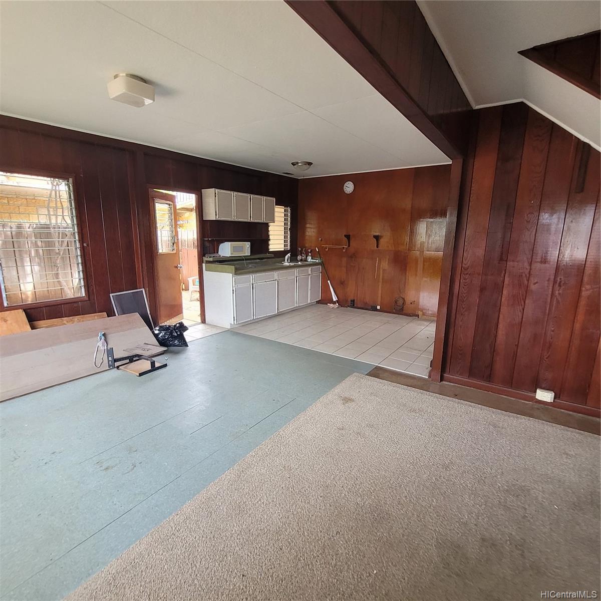 3366 Likini Street Honolulu, HI 96818