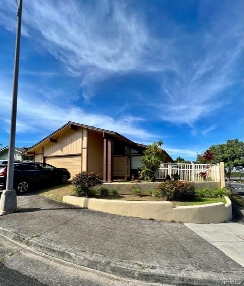 98-1603 Apala Loop Aiea, HI 96701