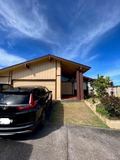 98-1603 Apala Loop Aiea, HI 96701