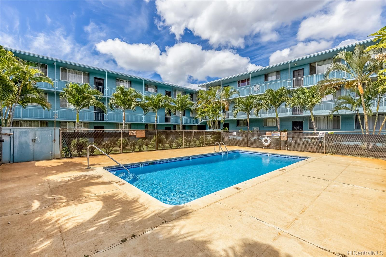 94-049 Waipahu Street #105, Waipahu, HI 96797