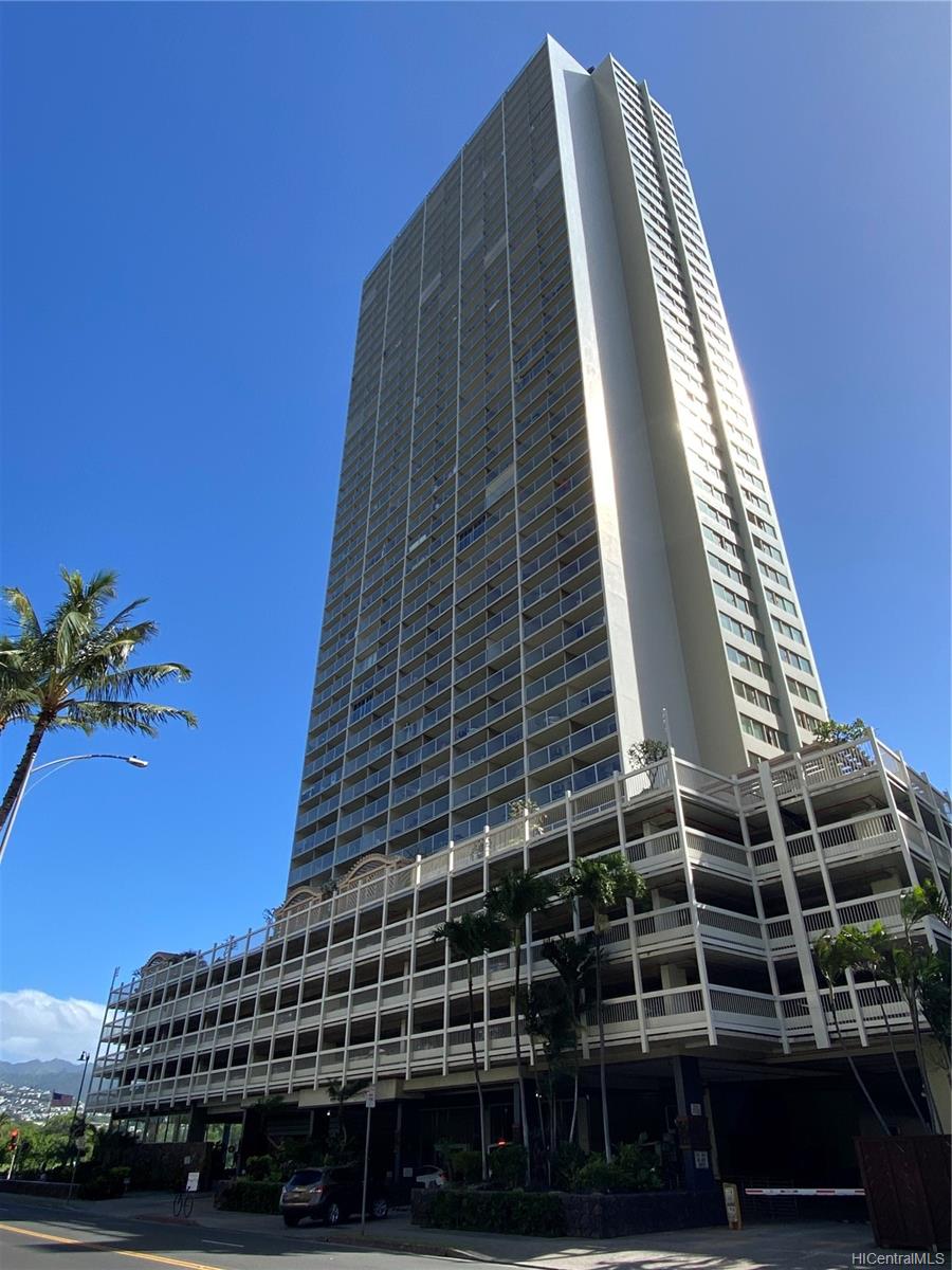 445 Seaside Avenue #1116, Honolulu, HI 96815