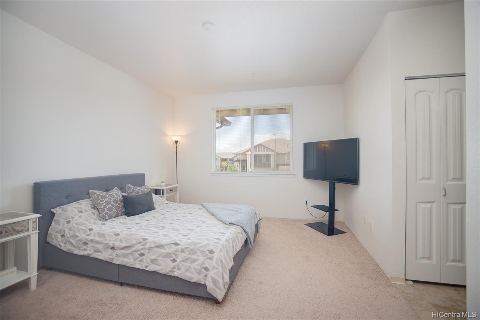 724 Kakala Street #902, Kapolei, HI 96707