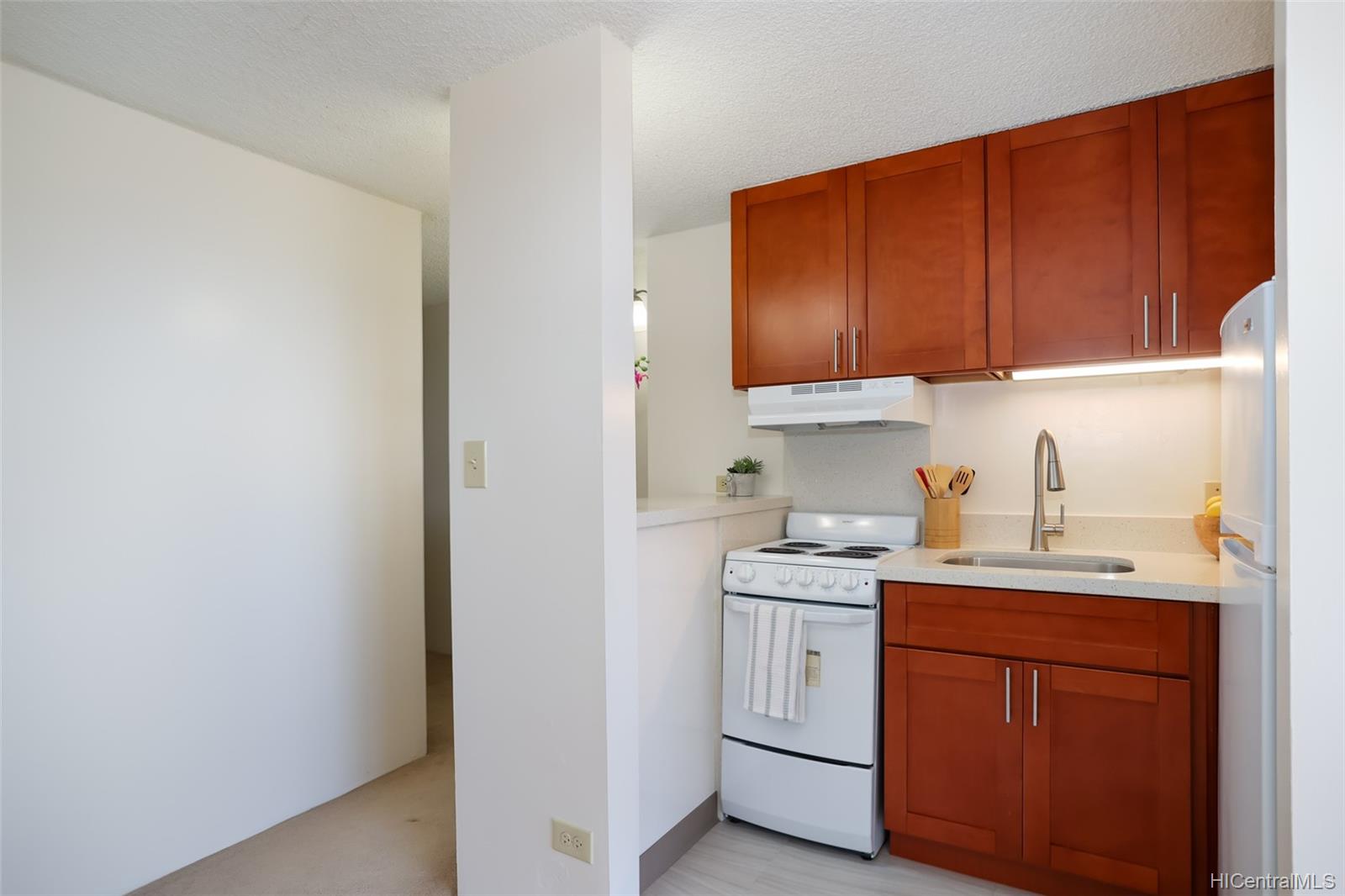 98-288 Kaonohi Street #601, Aiea, HI 96701