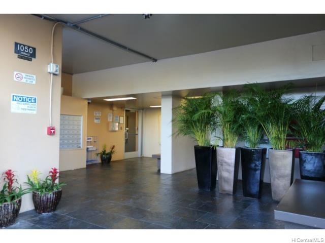 1050 Kinau Street #906, Honolulu, HI 96814