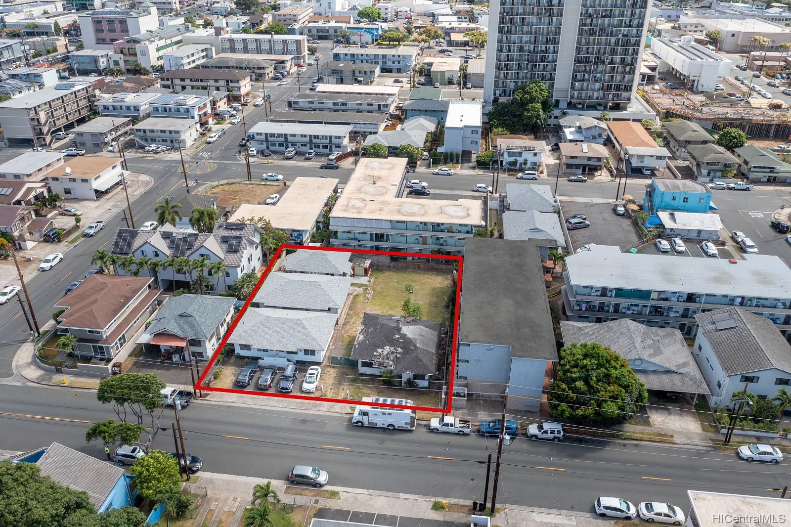 2112 Citron Street Honolulu, HI 96826