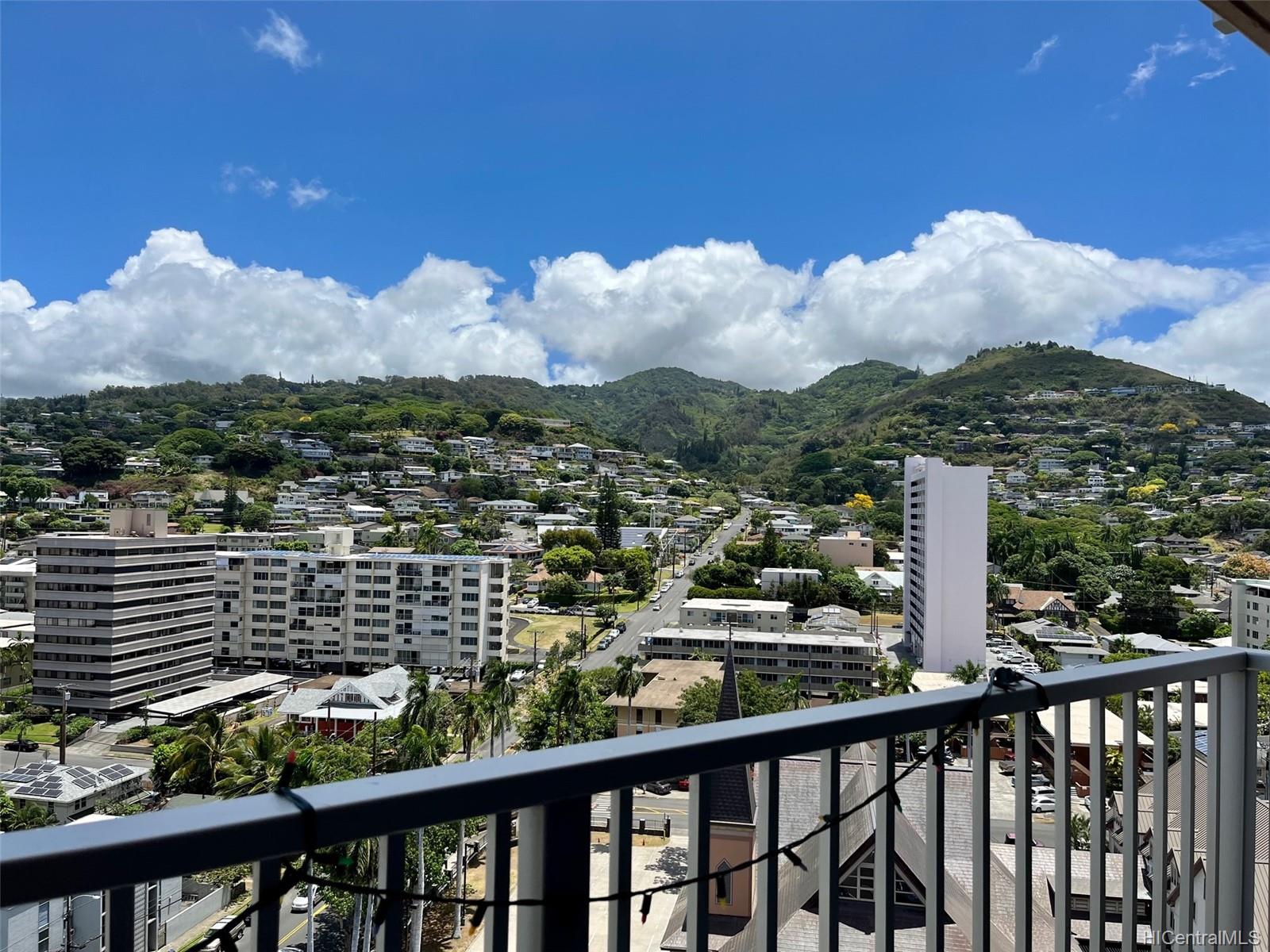 1617 Keeaumoku Street #1403, Honolulu, HI 96822