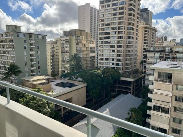 430 Kaiolu Street #1008, Honolulu, HI 96815