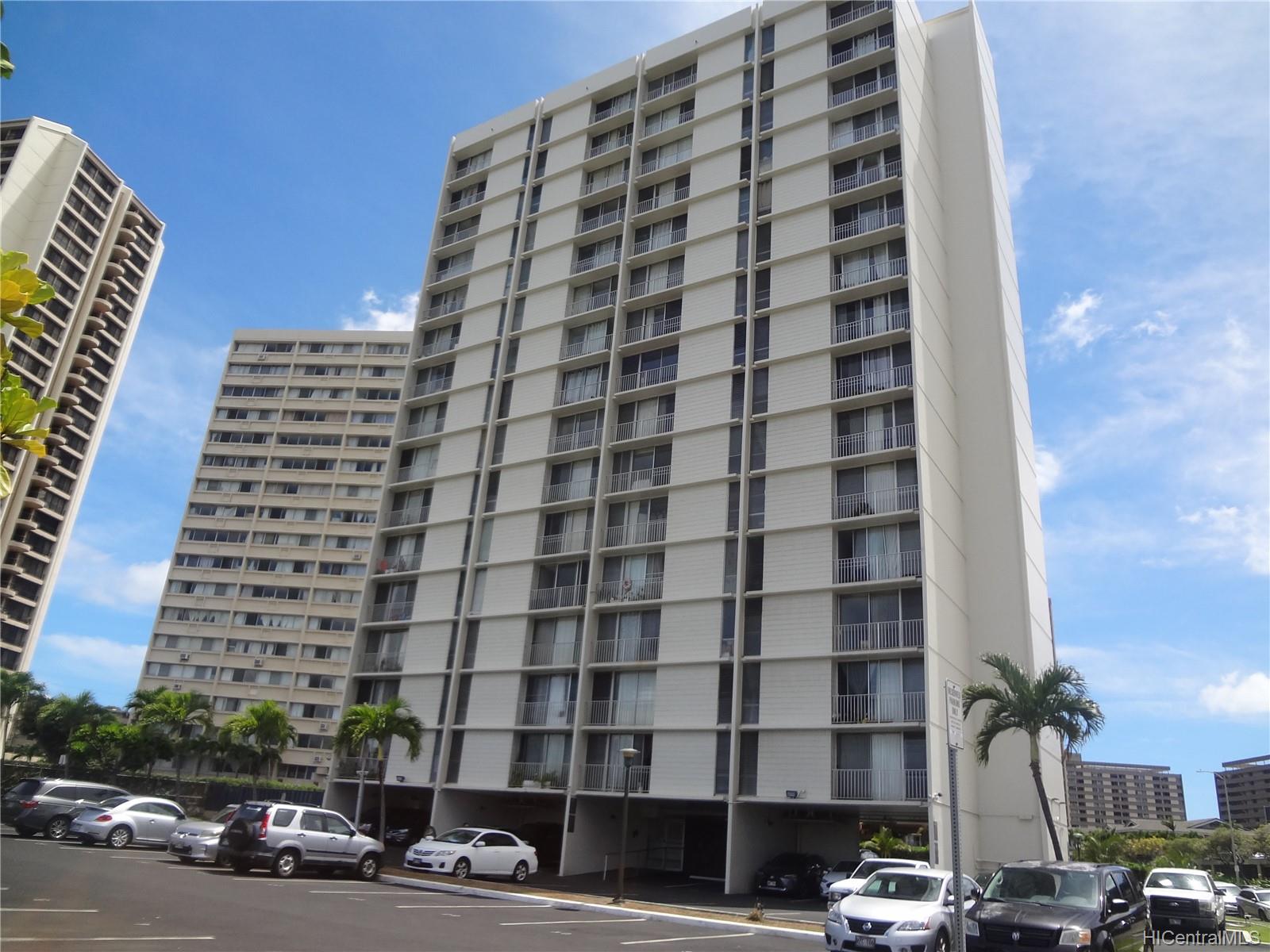 949 Ala Nanala Street #403, Honolulu, HI 96818