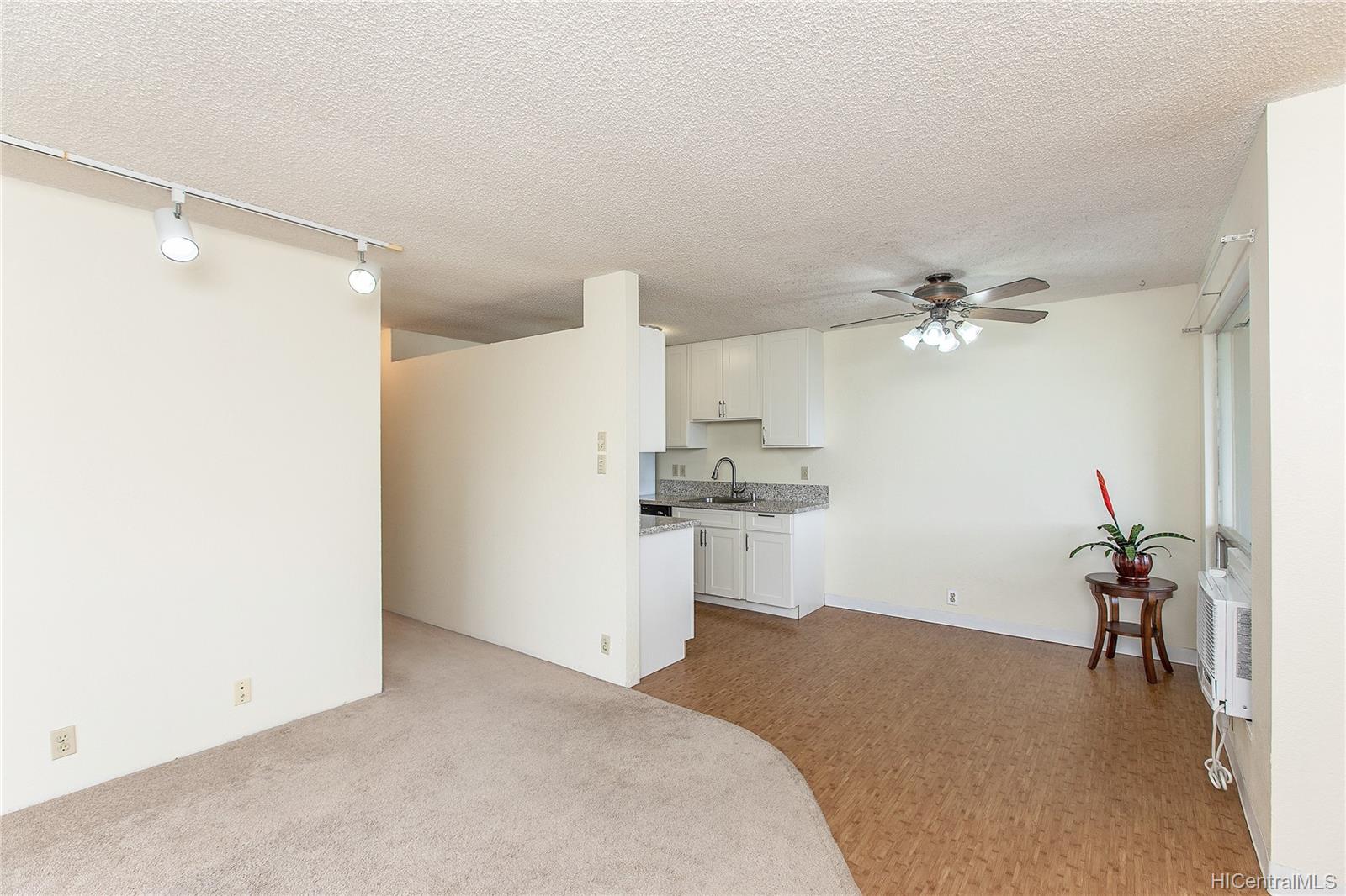 94-1046 Oli Place #H7, Waipahu, HI 96797