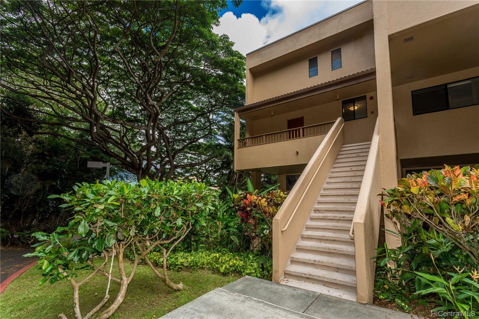 46-075 Meheanu Place #3351, Kaneohe, HI 96744