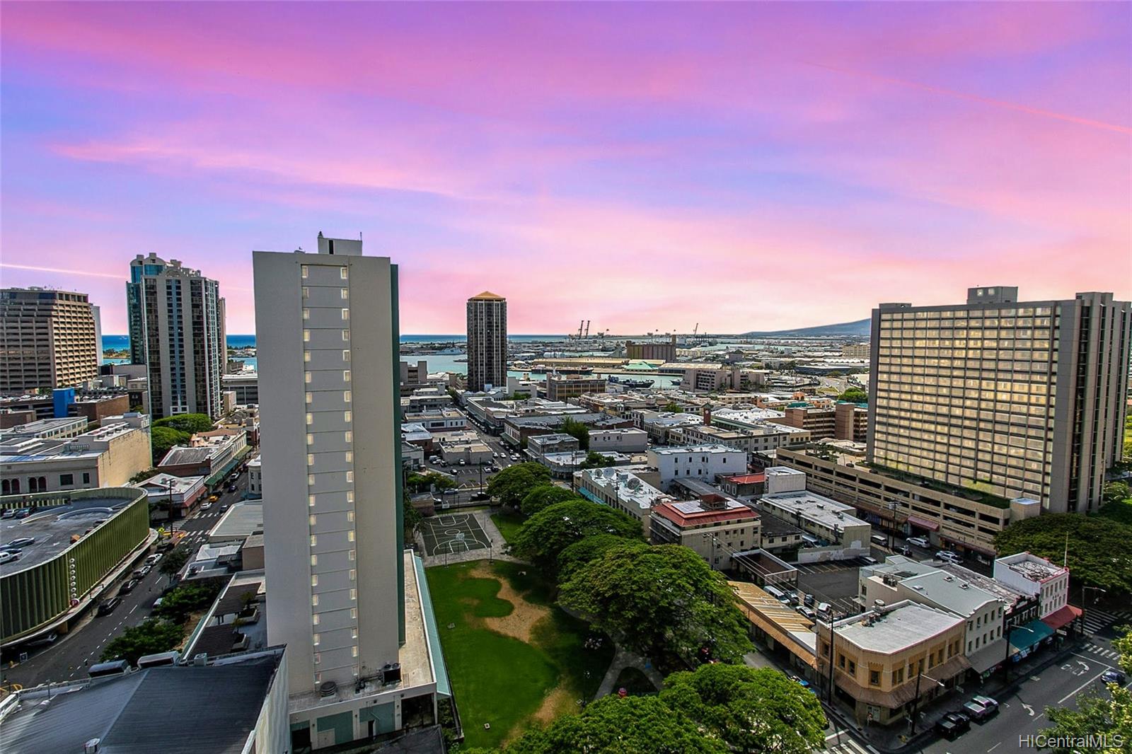 1212 Nuuanu Avenue #2004, Honolulu, HI 96817