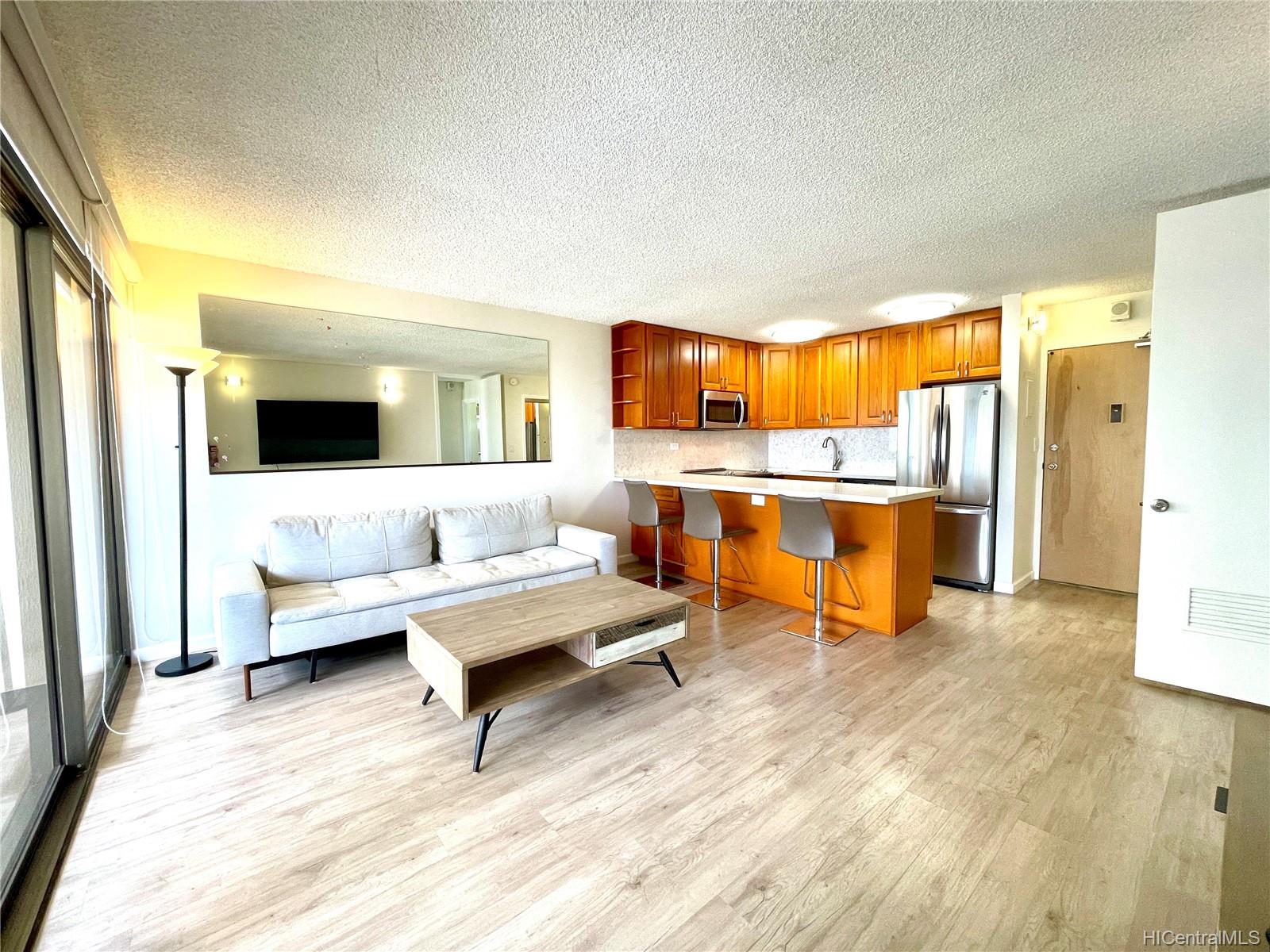 2140 Kuhio Avenue #2508, Honolulu, HI 96815