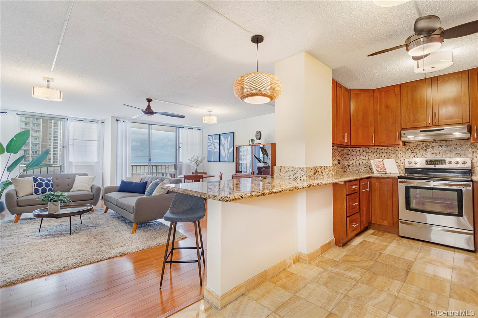 1617 Kapiolani Boulevard #1806, Honolulu, HI 96814