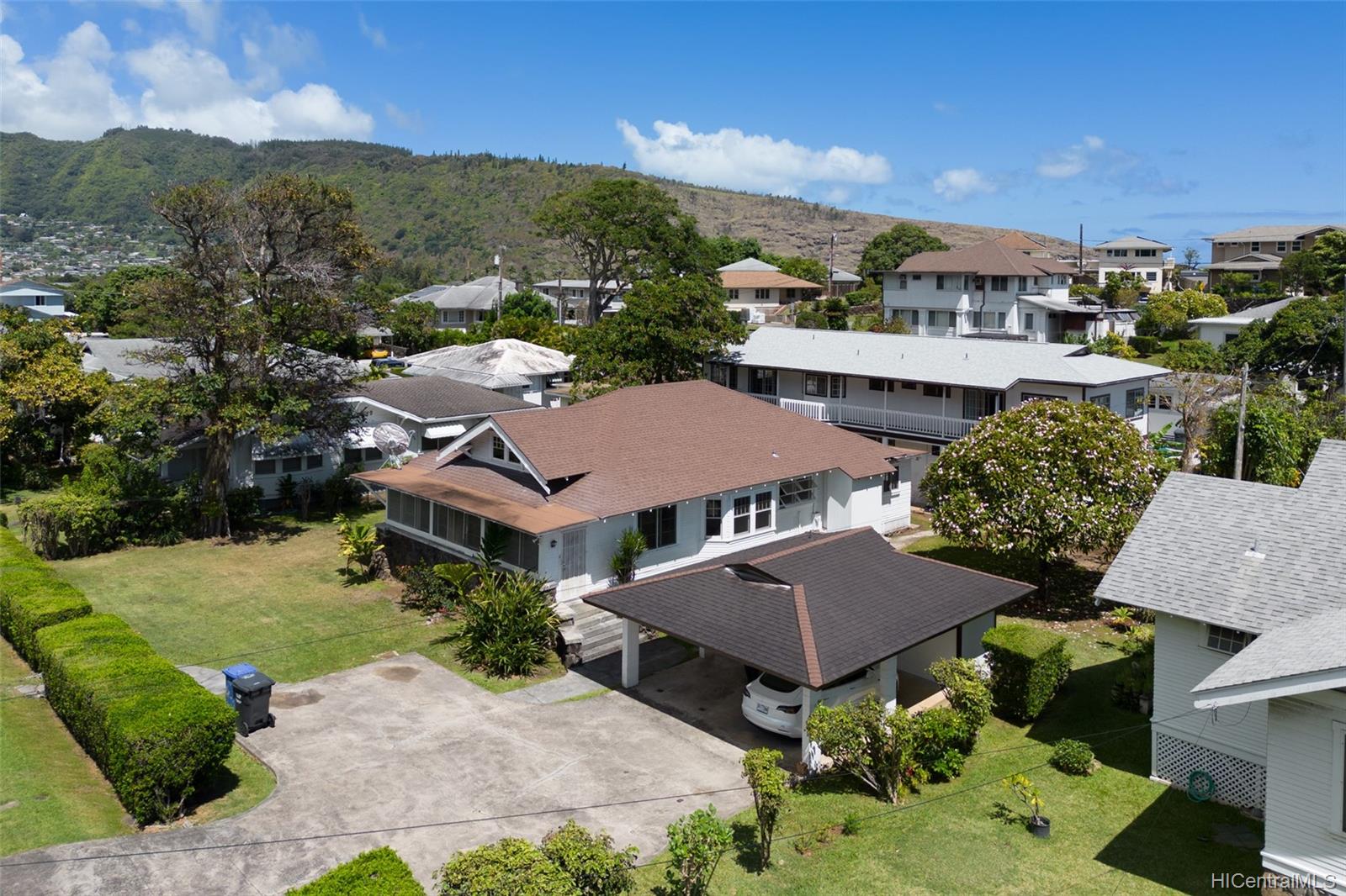 2377 Manoa Road Honolulu, HI 96822