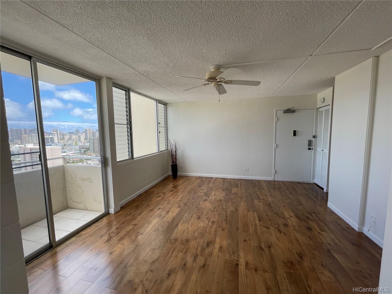 1624 Dole Street #1501, Honolulu, HI 96822