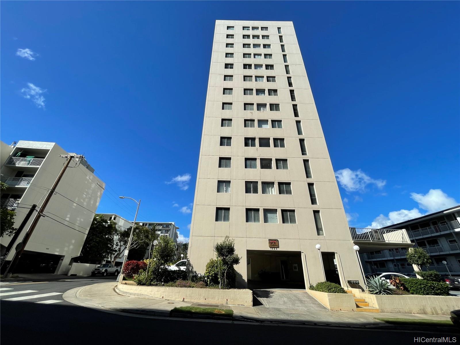 1624 Dole Street #1501, Honolulu, HI 96822