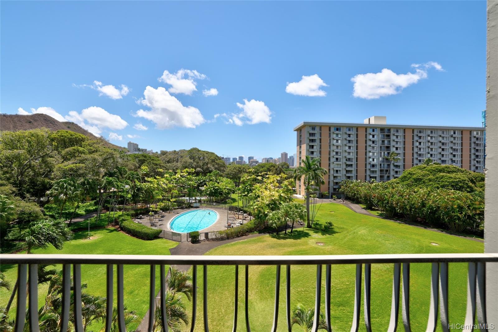 1519 Nuuanu Avenue #443, Honolulu, HI 96817