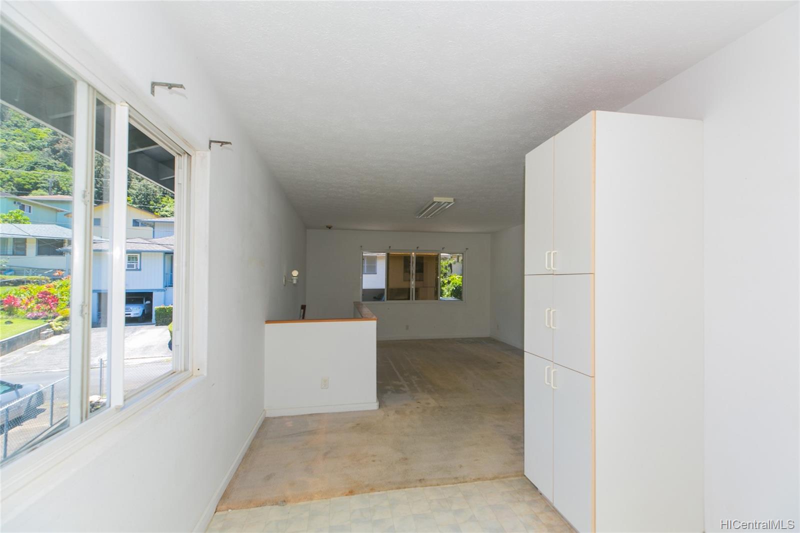 2804 Dow Street Honolulu, HI 96817