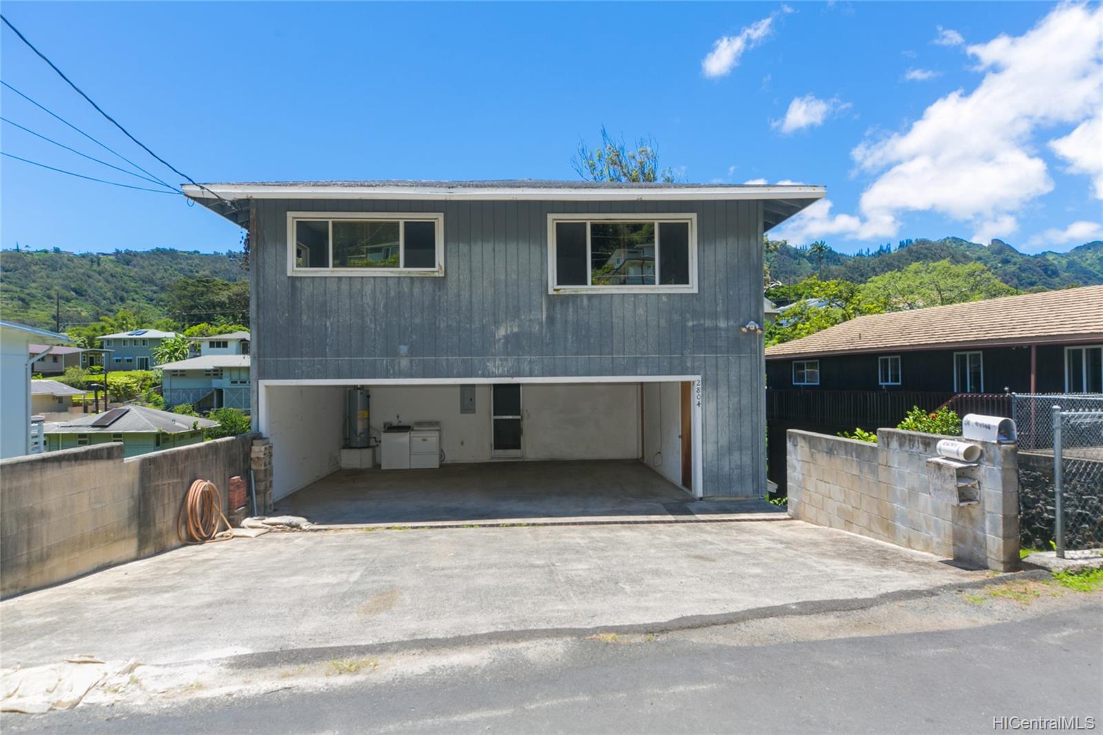 2804 Dow Street Honolulu, HI 96817