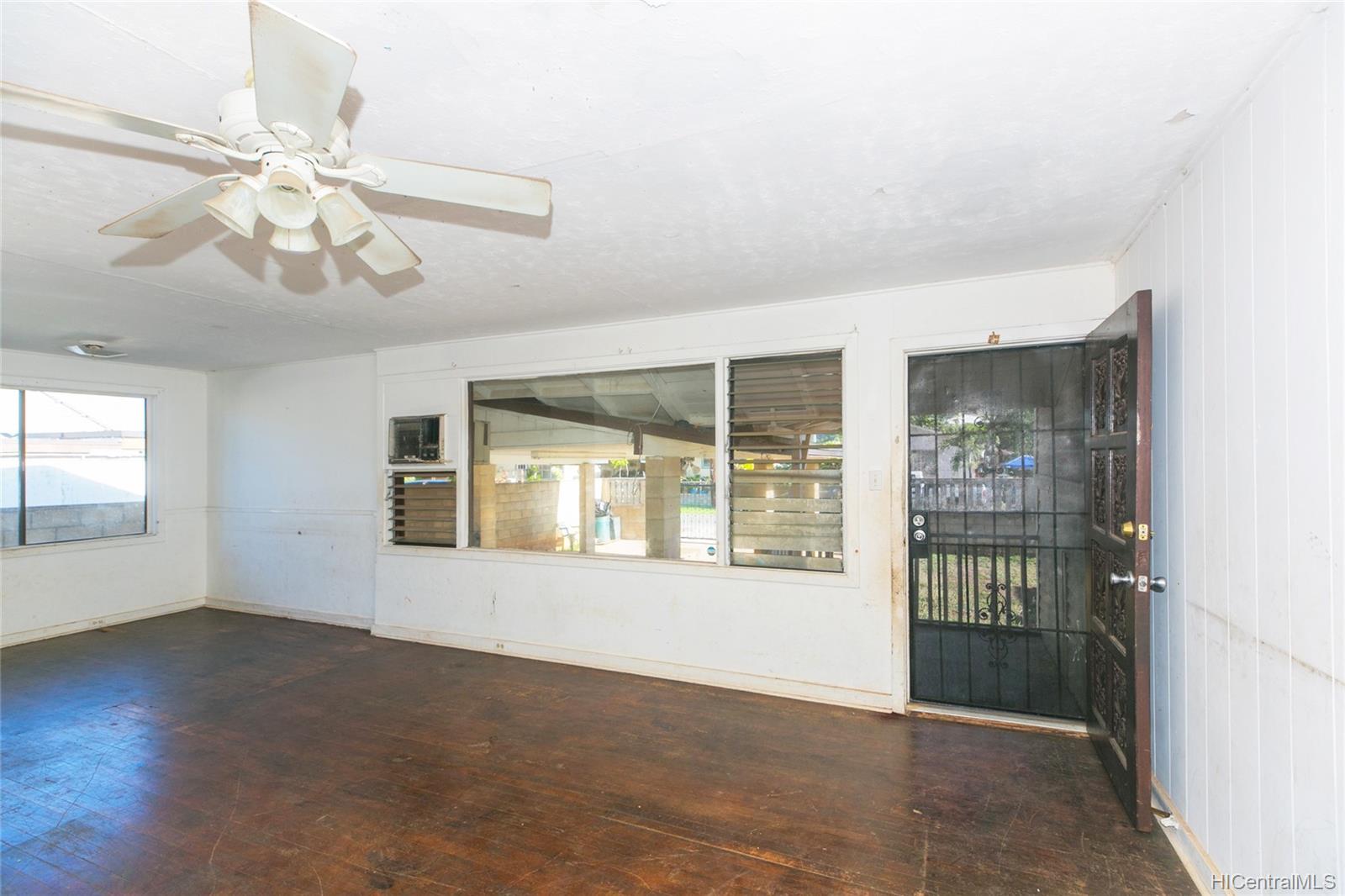 87-133 Hila Street Waianae, HI 96792