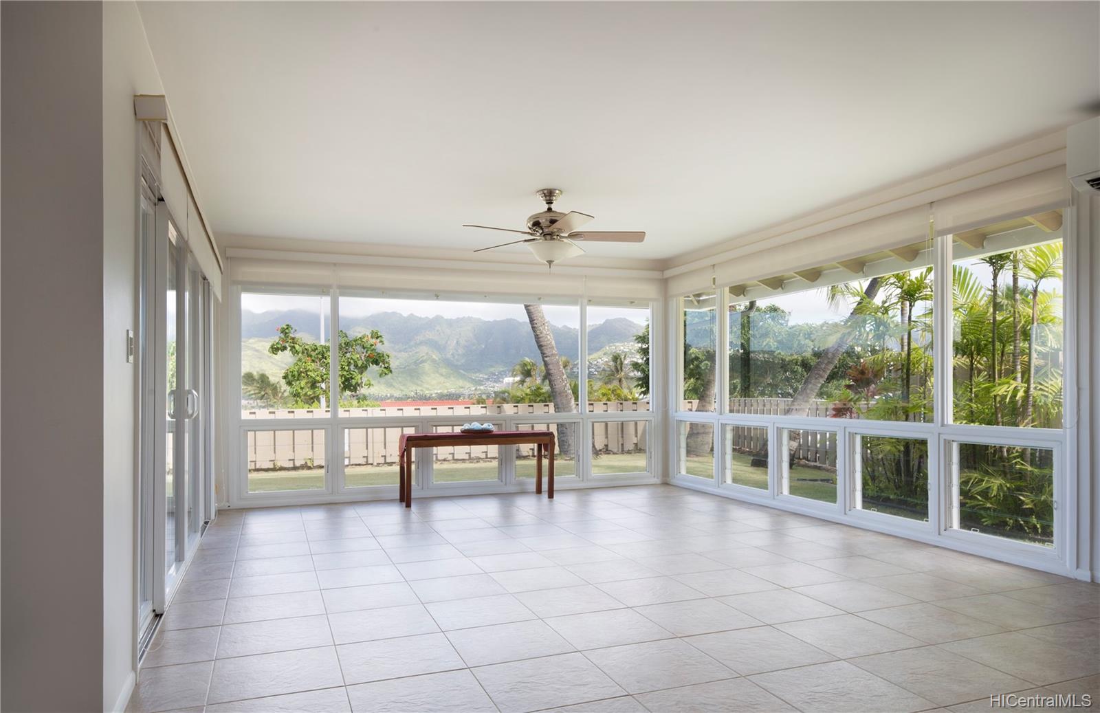 131 Nawiliwili Street Honolulu, HI 96825