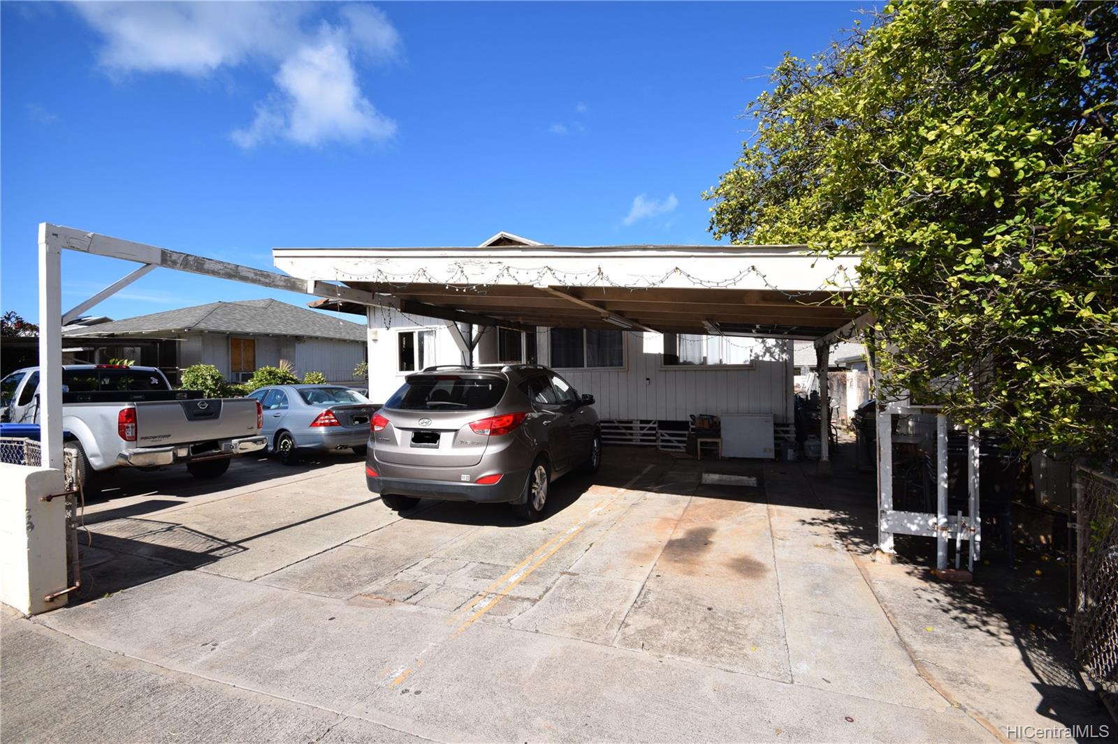 3407 Campbell Avenue Honolulu, HI 96815