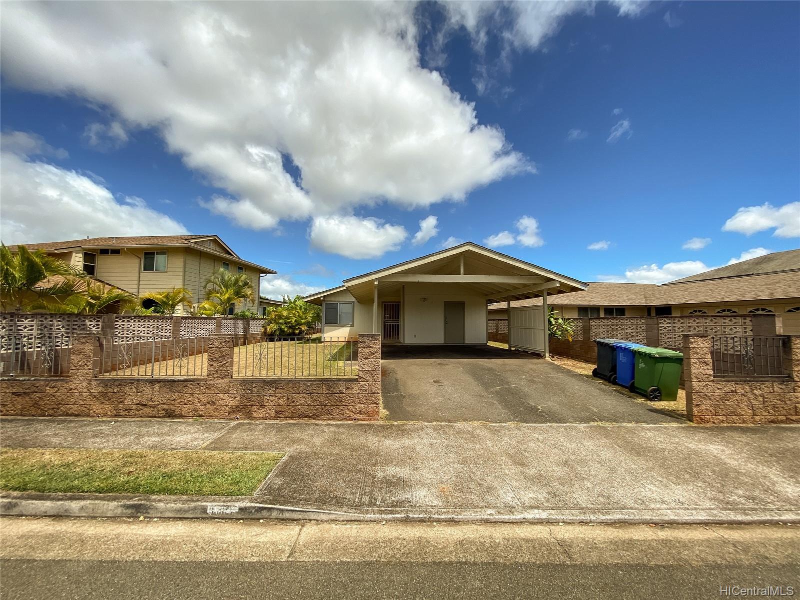 95-943 Makaunulau Street Mililani, HI 96789