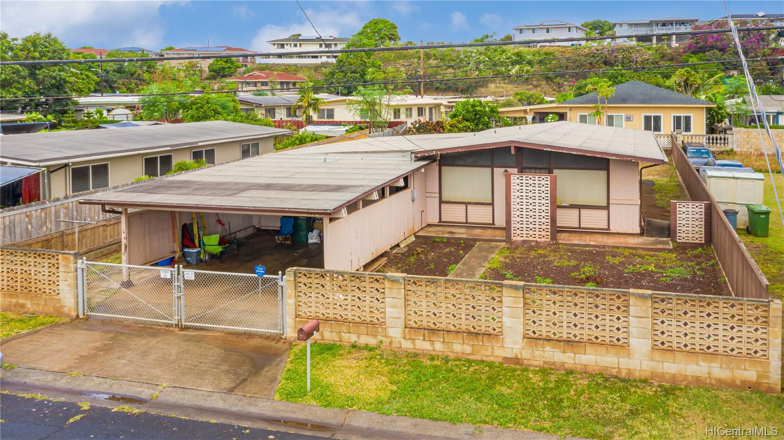 94-418 Awamoi Street Waipahu, HI 96797