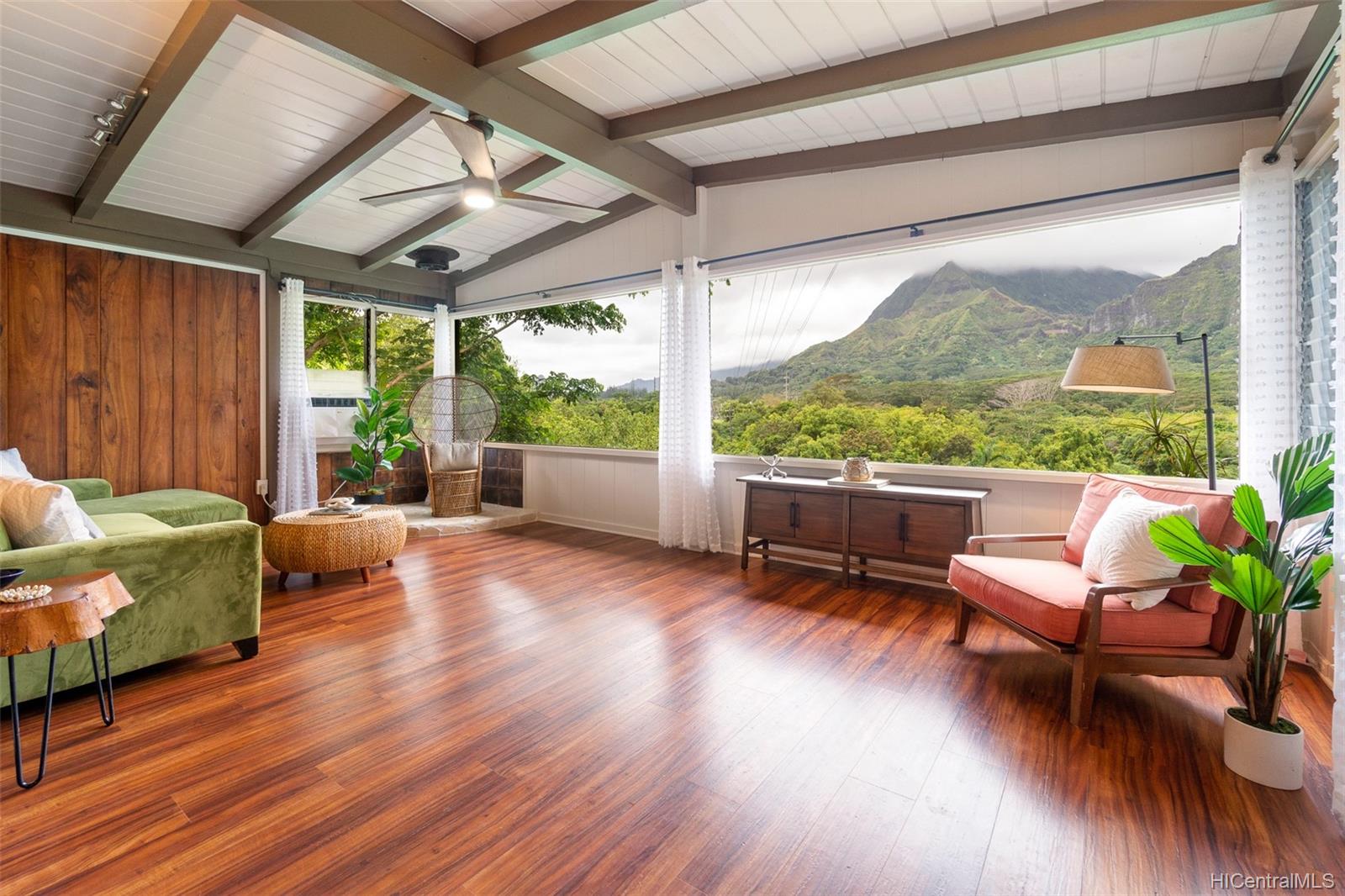 45-301 Hiwalani Place Kaneohe, HI 96744